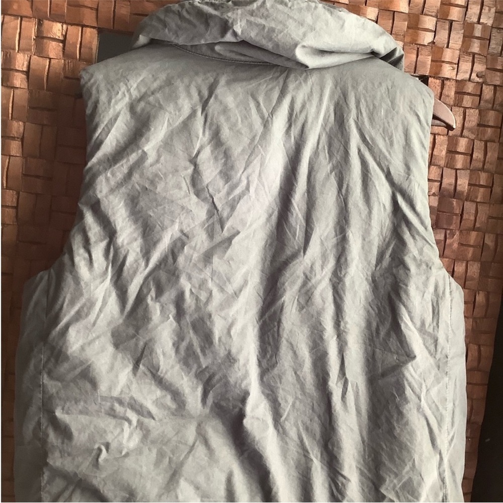 RARE Free People Shark Grey Pillow Puffer Vest Medium Retired Style - Picture 7 of 15